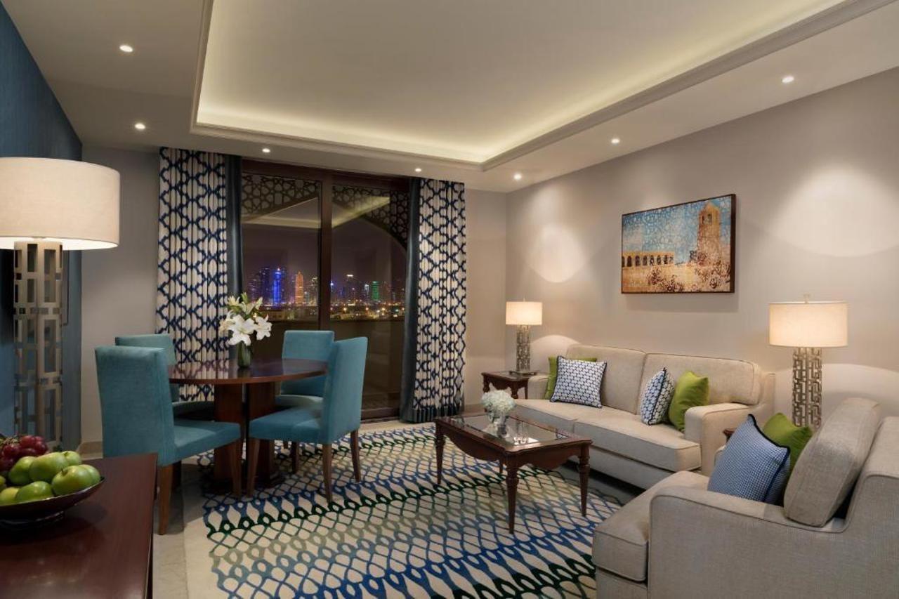 Al Najada Hotel Apartments By Oaks Doha Eksteriør bilde