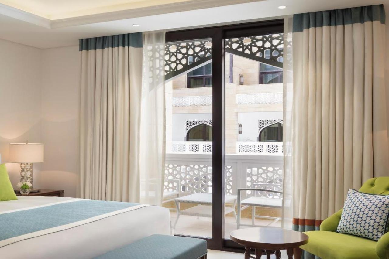 Al Najada Hotel Apartments By Oaks Doha Eksteriør bilde